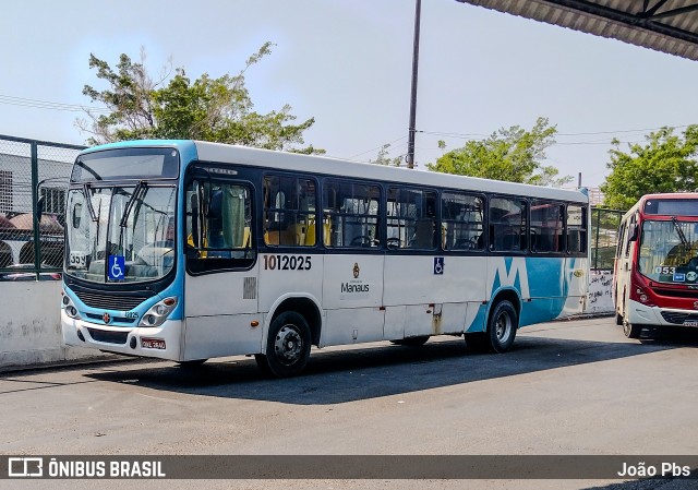 Vega Manaus Transporte 1012025 na cidade de Manaus, Amazonas, Brasil, por João Pbs. Número da foto: #12513824.