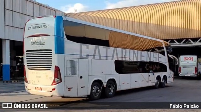 Auto Viação Catarinense 3721 na cidade de Rio de Janeiro, Rio de Janeiro, Brasil, por Fábio Paixão. Número da foto: #12514446.