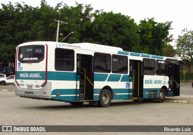 Viação Jacareí 2237 na cidade de Santa Isabel, São Paulo, Brasil, por Ricardo Luiz. Número da foto: #12516553.