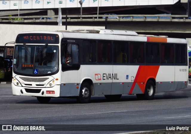 Evanil Transportes e Turismo RJ 132.128 na cidade de Rio de Janeiro, Rio de Janeiro, Brasil, por Luiz Petriz. Número da foto: #12516593.