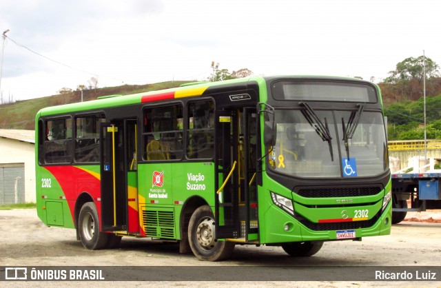 Auto Viação Suzano 2302 na cidade de Santa Isabel, São Paulo, Brasil, por Ricardo Luiz. Número da foto: #12516615.