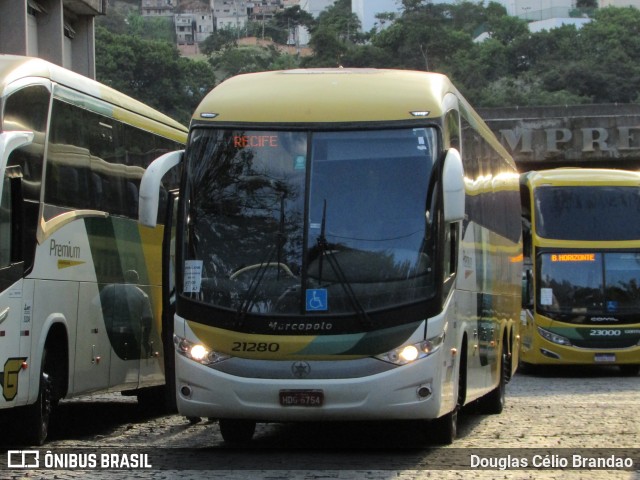 Empresa Gontijo de Transportes 21280 na cidade de Belo Horizonte, Minas Gerais, Brasil, por Douglas Célio Brandao. Número da foto: #12517335.
