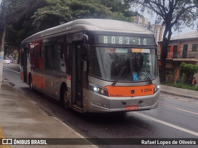 Viação Gato Preto 8 2504 na cidade de São Paulo, São Paulo, Brasil, por Rafael Lopes de Oliveira. Número da foto: #12518936.