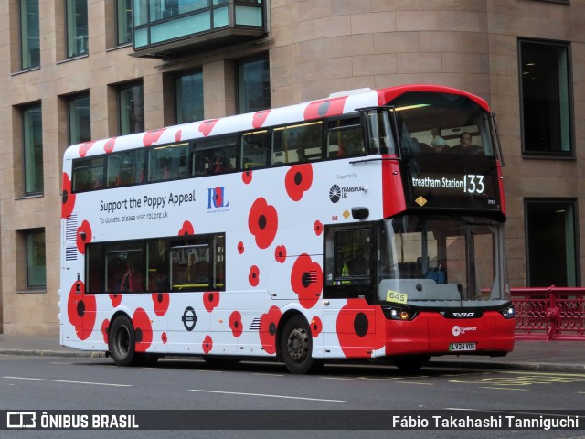 Abellio London Bus Company 3101 na cidade de London, Greater London, Inglaterra, por Fábio Takahashi Tanniguchi. Número da foto: #12521584.