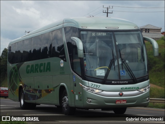 Viação Garcia 7797 na cidade de Imbaú, Paraná, Brasil, por Gabriel Guachineski. Número da foto: #12522302.