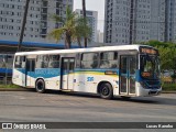 Viação Vaz 02 604 na cidade de Santo André, São Paulo, Brasil, por Lucas Kaneko. Número da foto: #12520560.