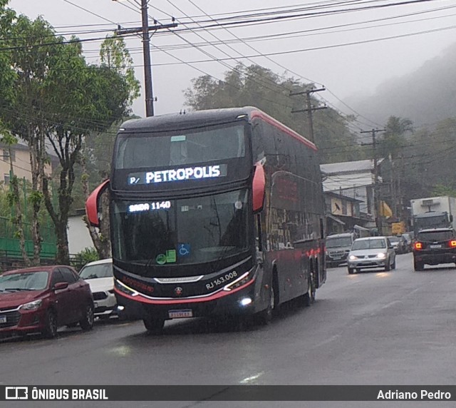 Transportes Única Petrópolis RJ 163.008 na cidade de Petrópolis, Rio de Janeiro, Brasil, por Adriano Pedro. Número da foto: #12456479.