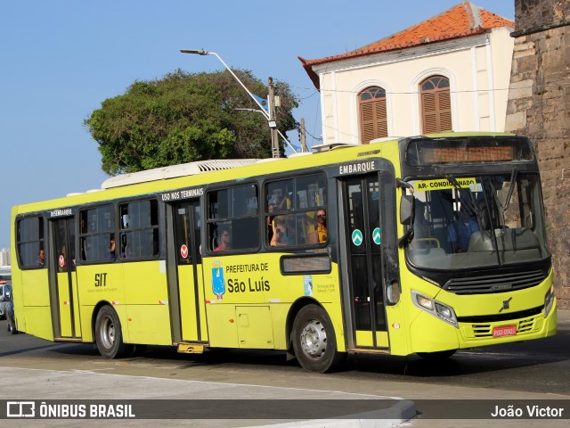 Expresso Rio Negro 300.402 na cidade de São Luís, Maranhão, Brasil, por João Victor. Número da foto: #12458067.