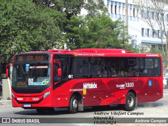 Viação Araçatuba 1.5.001 na cidade de Niterói, Rio de Janeiro, Brasil, por Andrew Campos. Número da foto: #12456790.