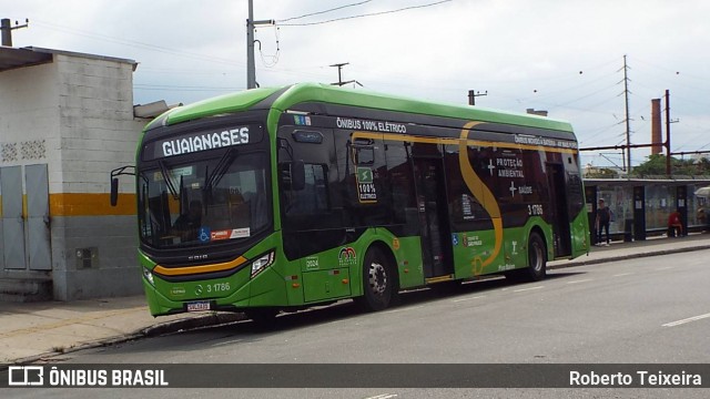 Viação Metrópole Paulista - Zona Leste 3 1786 na cidade de São Paulo, São Paulo, Brasil, por Roberto Teixeira. Número da foto: #12522550.