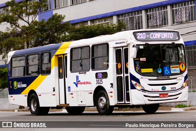 Viação Pinheiral 3025 na cidade de Volta Redonda, Rio de Janeiro, Brasil, por Paulo Henrique Pereira Borges. Número da foto: #12524341.
