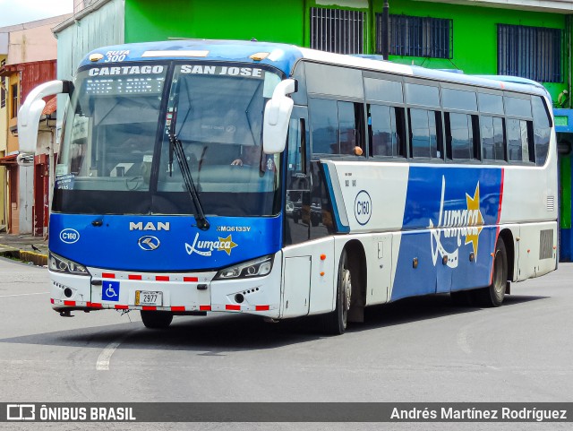 Lumaca C-160 na cidade de Catedral, San José, San José, Costa Rica, por Andrés Martínez Rodríguez. Número da foto: #12524958.