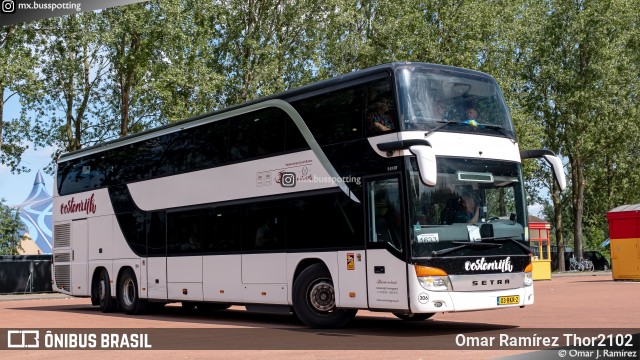 Oostenrijk 306 na cidade de Dronten, Flevoland, Países Baixos, por Omar Ramírez Thor2102. Número da foto: #12526126.