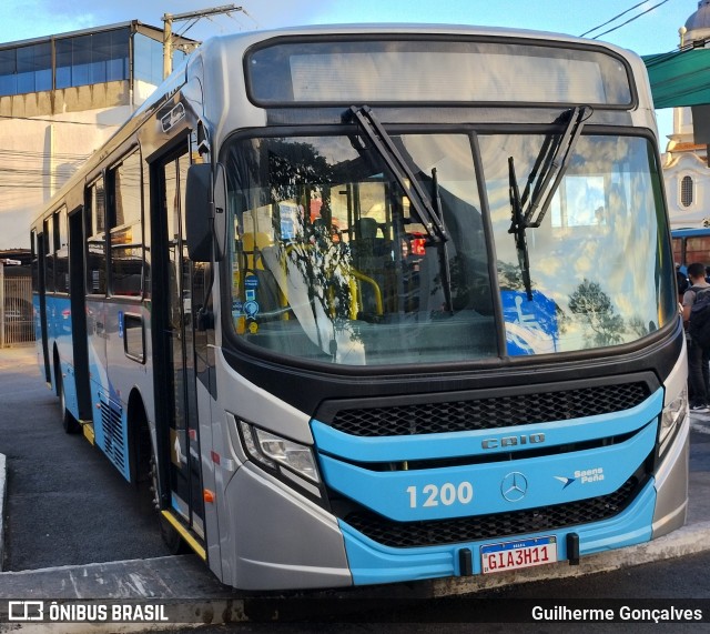 Viação Saens Peña São José dos Campos 1200 na cidade de São José dos Campos, São Paulo, Brasil, por Guilherme Gonçalves. Número da foto: #12524977.