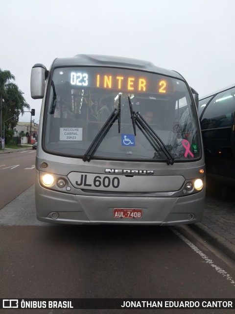 Expresso Azul JL600 na cidade de Curitiba, Paraná, Brasil, por JONATHAN EDUARDO CANTOR. Número da foto: #12459274.