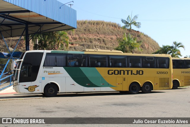 Empresa Gontijo de Transportes 12860 na cidade de Paraíba do Sul, Rio de Janeiro, Brasil, por Julio Cesar Euzebio Alves. Número da foto: #12460391.