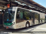 Via Sudeste Transportes S.A. 5 1122 na cidade de São Paulo, São Paulo, Brasil, por José Vitor Oliveira Soares. Número da foto: #:id.