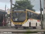 Empresa Metropolitana 728 na cidade de Jaboatão dos Guararapes, Pernambuco, Brasil, por Jonathan Silva. Número da foto: #:id.