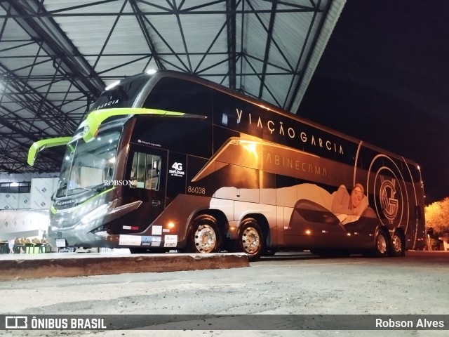 Viação Garcia 86038 na cidade de Paranavaí, Paraná, Brasil, por Robson Alves. Número da foto: #12462788.