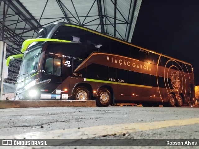 Viação Garcia 98190 na cidade de Paranavaí, Paraná, Brasil, por Robson Alves. Número da foto: #12464768.