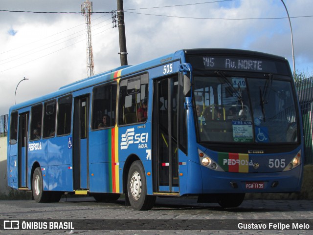 Empresa Pedrosa 505 na cidade de Recife, Pernambuco, Brasil, por Gustavo Felipe Melo. Número da foto: #12463965.