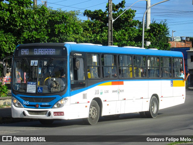 Transportadora Globo 365 na cidade de Recife, Pernambuco, Brasil, por Gustavo Felipe Melo. Número da foto: #12464017.