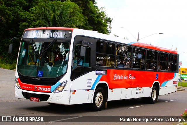 Cidade das Rosas 2600 na cidade de Barbacena, Minas Gerais, Brasil, por Paulo Henrique Pereira Borges. Número da foto: #12463777.