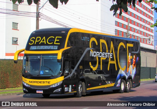 Expresso Nordeste 5975 na cidade de Curitiba, Paraná, Brasil, por Alessandro Fracaro Chibior. Número da foto: #12466028.