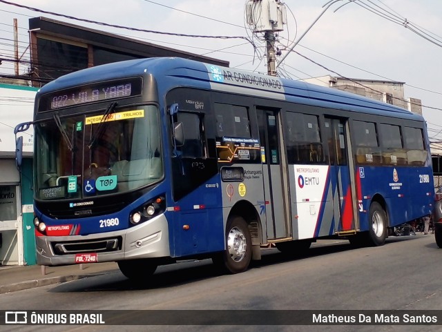 Viação Osasco 21.980 na cidade de Carapicuíba, São Paulo, Brasil, por Matheus Da Mata Santos. Número da foto: #12467053.
