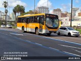 Companhia Carris Porto-Alegrense 0152 na cidade de Porto Alegre, Rio Grande do Sul, Brasil, por JULIO SILVA. Número da foto: #:id.