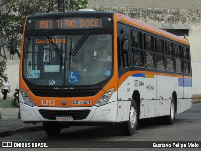 Cidade Alta Transportes 1.252 na cidade de Recife, Pernambuco, Brasil, por Gustavo Felipe Melo. Número da foto: #12468009.