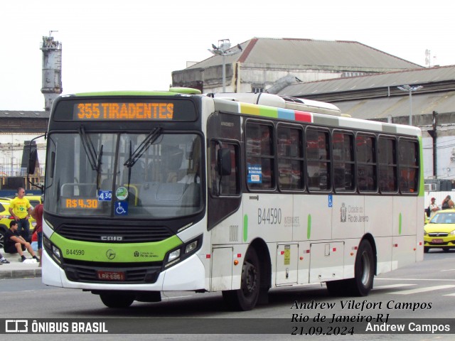 Auto Viação Três Amigos B44590 na cidade de Rio de Janeiro, Rio de Janeiro, Brasil, por Andrew Campos. Número da foto: #12468754.
