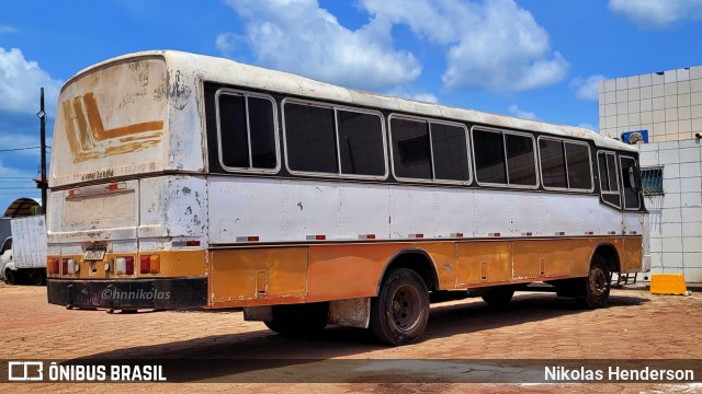 Ônibus Particulares JUE0H35 na cidade de Moju, Pará, Brasil, por Nikolas Henderson. Número da foto: #12469256.