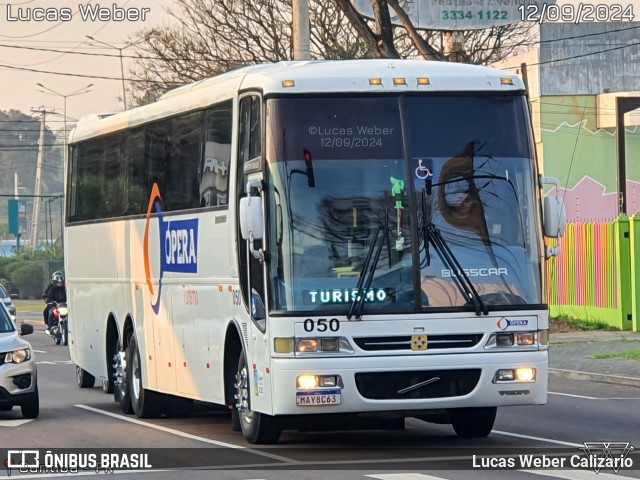 Opera Turismo 050 na cidade de Curitiba, Paraná, Brasil, por Lucas Weber Calizario. Número da foto: #12468447.