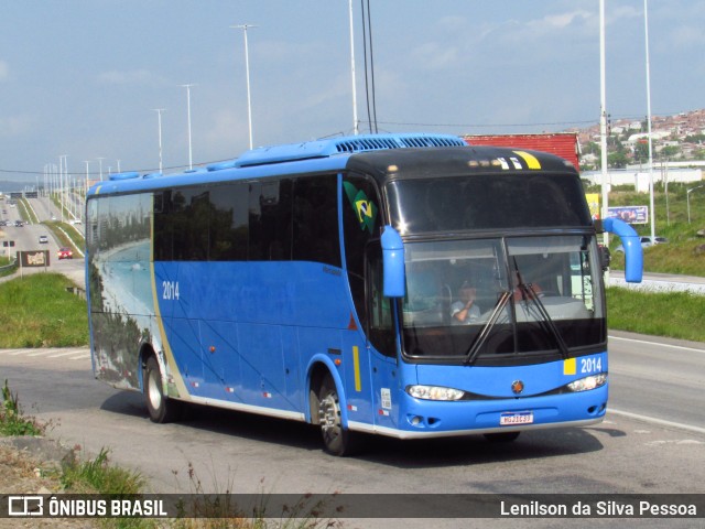 Ônibus Particulares 2014 na cidade de Caruaru, Pernambuco, Brasil, por Lenilson da Silva Pessoa. Número da foto: #12472885.