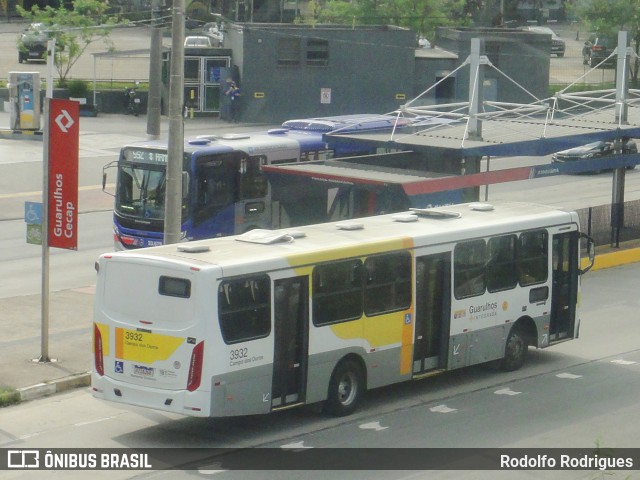 Viação Campo dos Ouros 3932 na cidade de Guarulhos, São Paulo, Brasil, por Rodolfo Rodrigues. Número da foto: #12528021.