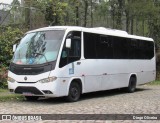 Ônibus Particulares 8F63 na cidade de Teresópolis, Rio de Janeiro, Brasil, por Diego Oliveira. Número da foto: #12527197.