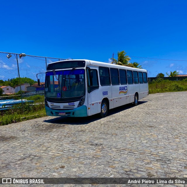 Avanço Transportes 6000 na cidade de Lauro de Freitas, Bahia, Brasil, por André Pietro  Lima da Silva. Número da foto: #12550492.