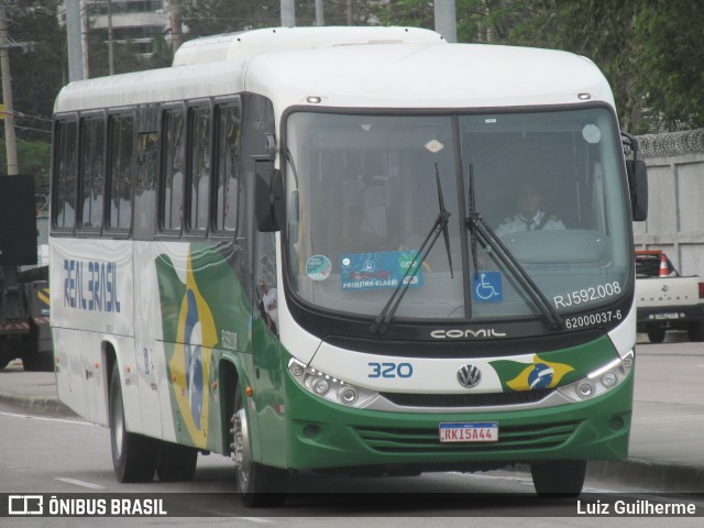 Real Brasil Turismo 320 na cidade de Rio de Janeiro, Rio de Janeiro, Brasil, por Luiz Guilherme. Número da foto: #12550174.