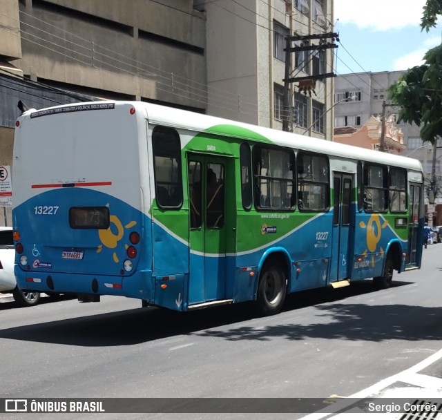 Vereda Transporte Ltda. 13227 na cidade de Vitória, Espírito Santo, Brasil, por Sergio Corrêa. Número da foto: #12548008.