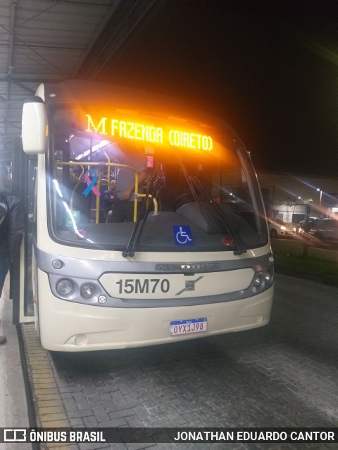 Leblon Transporte de Passageiros 15M70 na cidade de Fazenda Rio Grande, Paraná, Brasil, por JONATHAN EDUARDO CANTOR. Número da foto: #12548863.