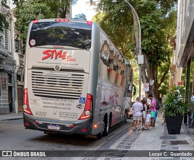 Style Bus 16000 na cidade de Rio de Janeiro, Rio de Janeiro, Brasil, por Lucas C.  Guardado. Número da foto: #12548799.