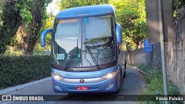 Viação Águia Branca 32780 na cidade de Salvador, Bahia, Brasil, por Fábio Paixão. Número da foto: #12550270.