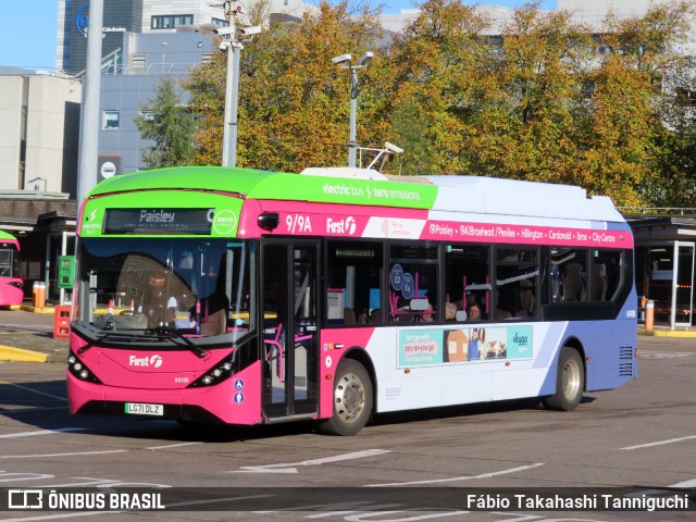 First Glasgow 64109 na cidade de Glasgow, Strathclyde, Escócia, por Fábio Takahashi Tanniguchi. Número da foto: #12551827.