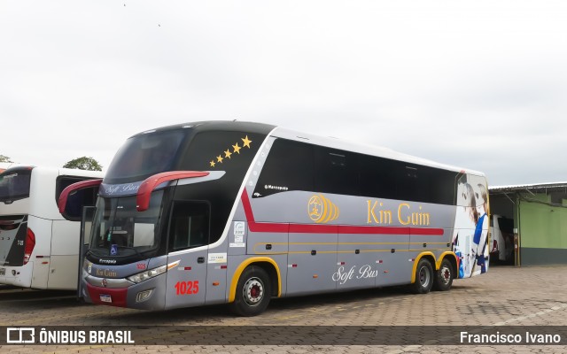 Kin-Guin Turismo e Transporte 1025 na cidade de Presidente Prudente, São Paulo, Brasil, por Francisco Ivano. Número da foto: #12553338.