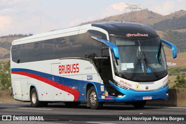 Brubuss Transportes 10000 na cidade de Roseira, São Paulo, Brasil, por Paulo Henrique Pereira Borges. Número da foto: #12552730.