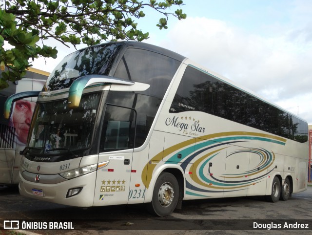 DD Tur 0231 na cidade de Trindade, Goiás, Brasil, por Douglas Andrez. Número da foto: #12553948.