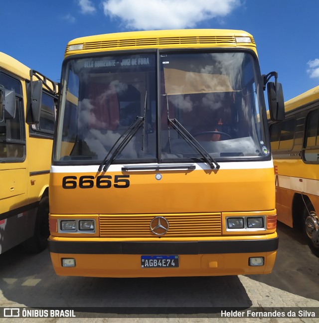Ônibus Particulares 6665 na cidade de Juiz de Fora, Minas Gerais, Brasil, por Helder Fernandes da Silva. Número da foto: #12554912.