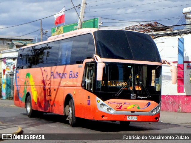 Pullman Bus 128 na cidade de Estación Central, Santiago, Metropolitana de Santiago, Chile, por Fabricio do Nascimento Zulato. Número da foto: #12554927.