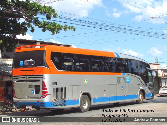 Expresso União 10429 na cidade de Pirapora, Minas Gerais, Brasil, por Andrew Campos. Número da foto: #12555089.